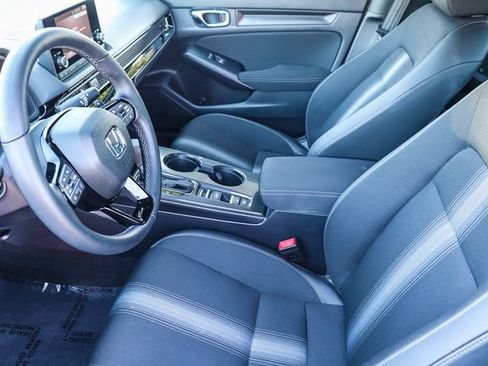 Used 2025 Honda Civic Sport image 19