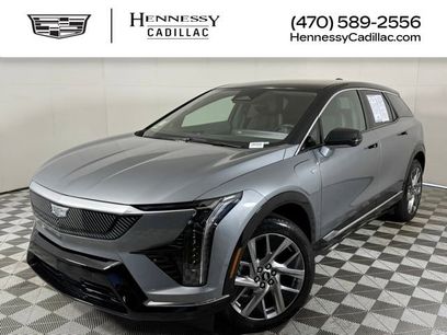 Used 2025 Cadillac Optiq Luxury 1