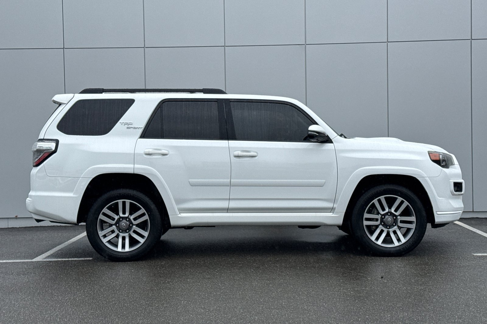 Used 2022 Toyota 4Runner TRD Sport w/ Technology Package AWD/4WD image 6