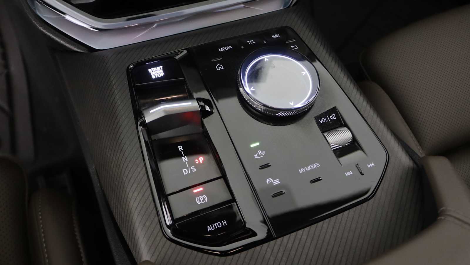 Used 2026 BMW X3 xDrive30i w/ Premium Package AWD/4WD image 30