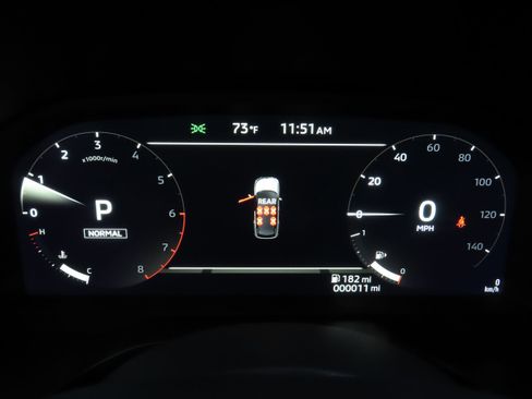 New 2025 Mitsubishi Outlander SE image 11