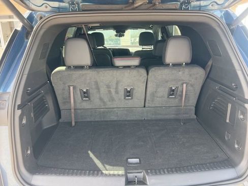 Used 2024 Chevrolet Traverse Z71 w/ Enhanced Driving Package image 11