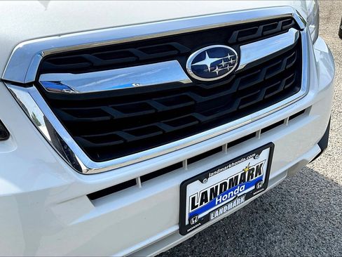 Used 2018 Subaru Forester 2.5i Touring AWD/4WD image 29