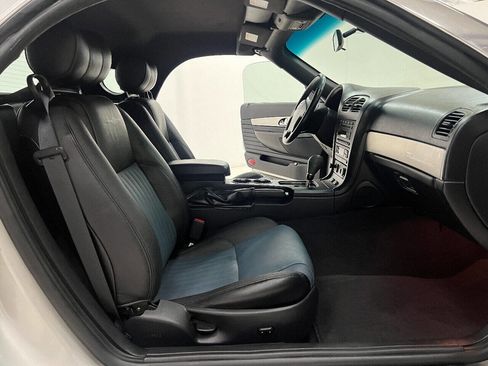 Used 2005 Ford Thunderbird Deluxe image 51