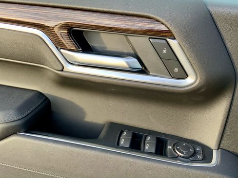 New 2026 GMC Sierra 1500 Elevation image 55