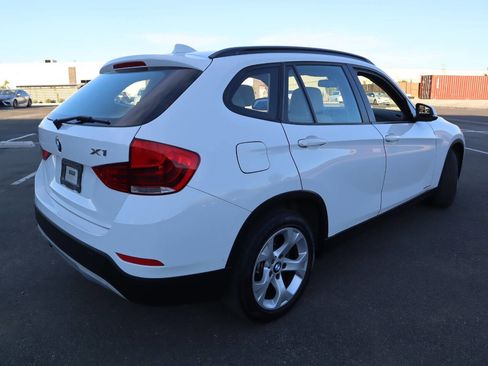 Used 2014 BMW X1 sDrive28i image 9