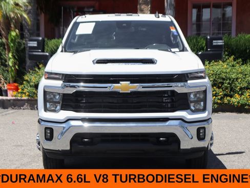 Used 2024 Chevrolet Silverado 3500 LT w/ Convenience Package AWD/4WD image 3
