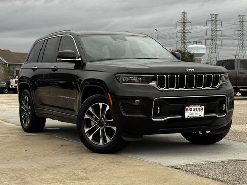 Used 2022 Jeep Grand Cherokee Overland image 2