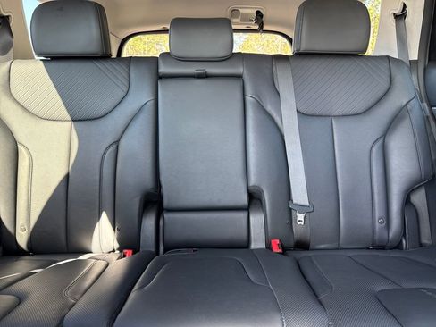 Used 2024 Hyundai Palisade SEL FWD image 35