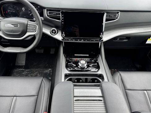 New 2026 Jeep Grand Wagoneer L Limited image 12