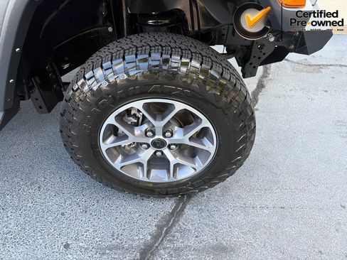 Certified 2025 Jeep Wrangler Sport AWD/4WD image 29