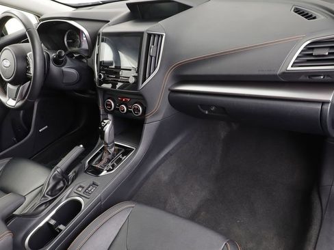 Used 2019 Subaru Crosstrek 2.0i Limited w/ Moonroof Package w/Navigation image 22