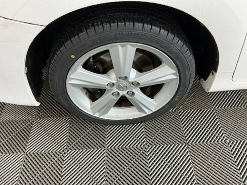 Used 2010 Toyota Matrix S image 25