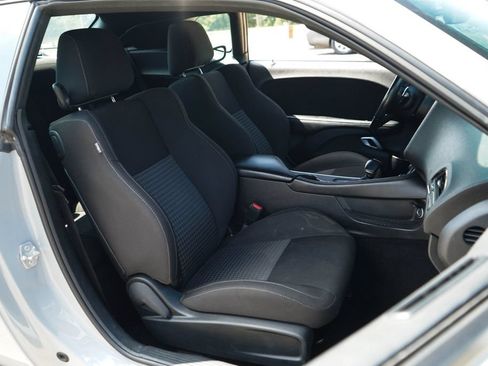 Used 2022 Dodge Challenger GT RWD image 13