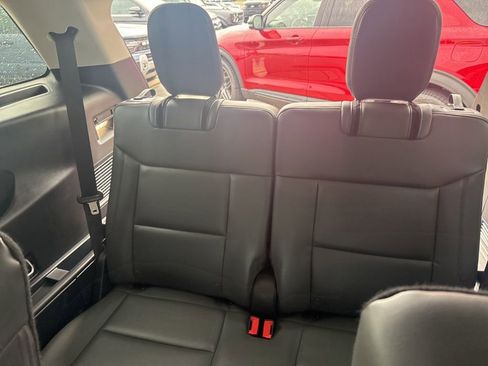 Used 2026 Ford Explorer Active w/ Active Comfort Package RWD image 26