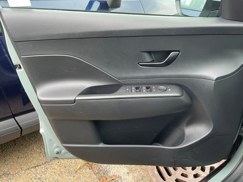 Used 2025 Hyundai Kona SEL image 20