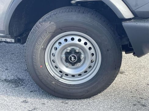 New 2025 Ford Bronco 4-Door image 22