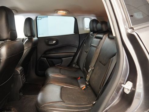Used 2018 Jeep Compass Latitude w/ Popular Equipment Group AWD/4WD image 25