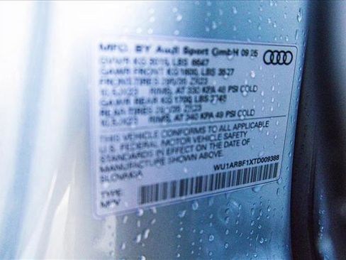 New 2026 Audi RS Q8 performance image 28