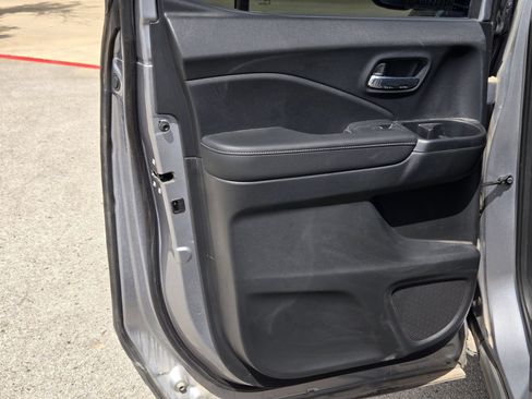 Used 2019 Honda Ridgeline Sport image 15