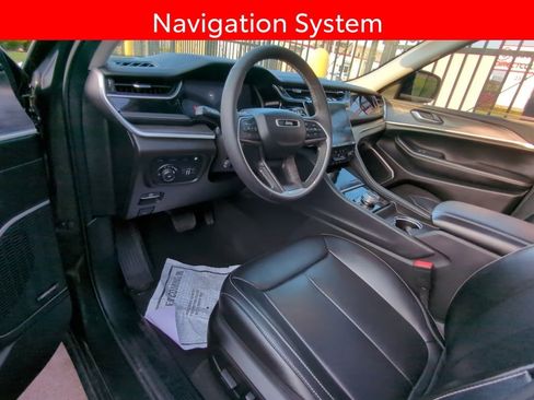 Used 2023 Jeep Grand Cherokee 4WD 4xe w/ Luxury Tech Group II image 7