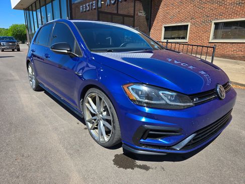 Used 2018 Volkswagen Golf R 4-Door AWD/4WD image 1