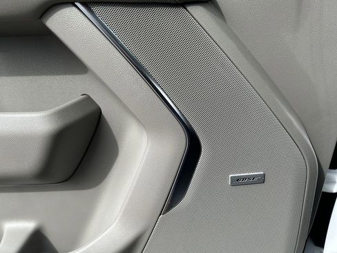 Used 2025 GMC Yukon Elevation image 25