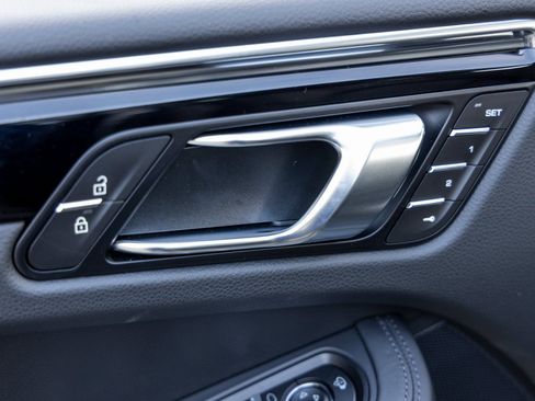 New 2026 Porsche Macan Turbo image 22