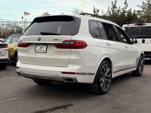 Used 2020 BMW X7 xDrive40i w/ Parking Assistance Package image 9
