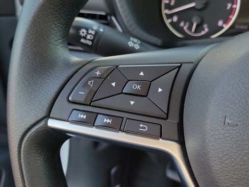 Used 2024 Nissan Sentra SV image 26