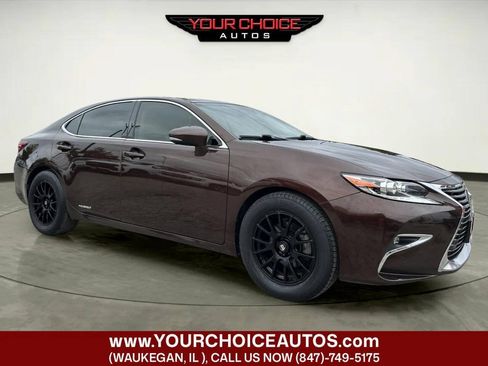 Used 2016 Lexus ES 300h w/ Luxury Package w/Wood Trim FWD image 7