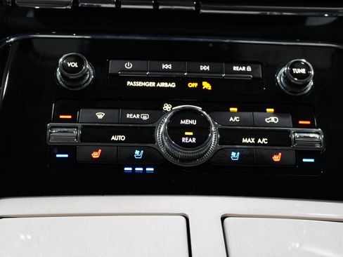 Used 2023 Lincoln Navigator L Black Label AWD/4WD image 24