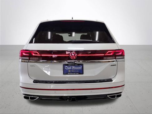 New 2026 Volkswagen Atlas SEL Premium R-Line AWD/4WD image 13