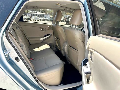 Used 2012 Toyota Prius Four w/ Deluxe Solar Roof Pkg image 18