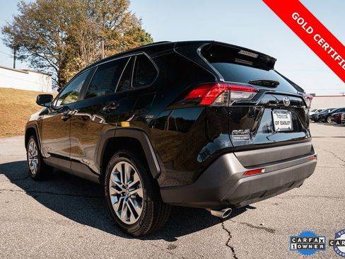 Certified 2025 Toyota RAV4 XLE Premium image 5