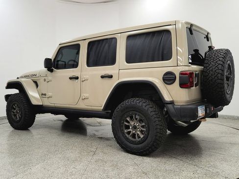 Used 2022 Jeep Wrangler Unlimited Rubicon w/ Trailer Tow Package AWD/4WD image 3