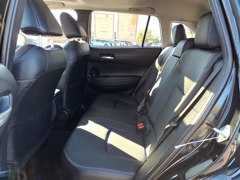 Certified 2022 Toyota Corolla Cross XLE image 10