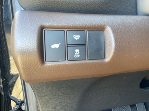Used 2025 Honda Pilot Elite image 44