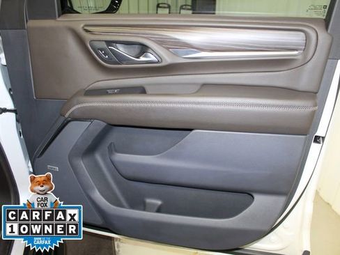 Used 2021 GMC Yukon XL Denali image 18