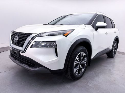 Used 2023 Nissan Rogue SV w/ SV Premium B Package FWD image 11