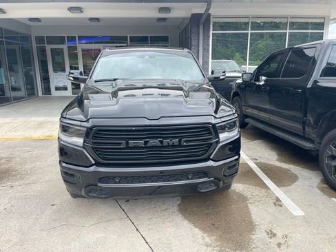 Used 2022 RAM 1500 Laramie AWD/4WD image 2