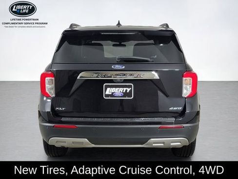 Used 2023 Ford Explorer XLT w/ Equipment Group 202A AWD/4WD image 4