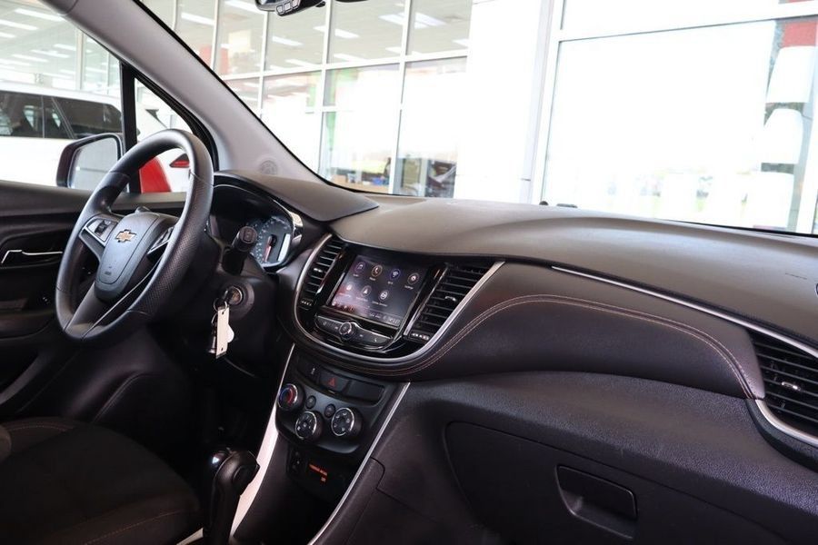Used 2020 Chevrolet Trax LS w/ Tint and Cruise Package FWD image 35