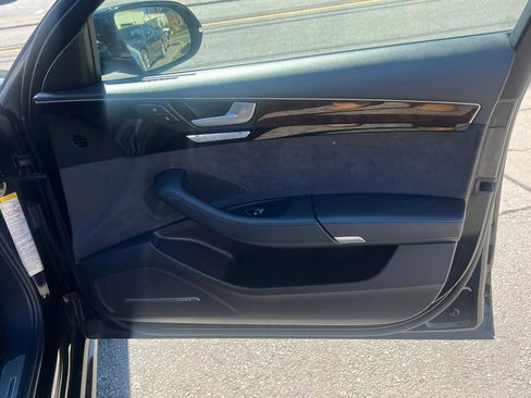 Used 2016 Audi A8 L 4.0T image 31