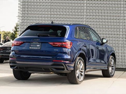 Certified 2025 Audi Q3 2.0T Premium w/ Convenience Package AWD/4WD image 4