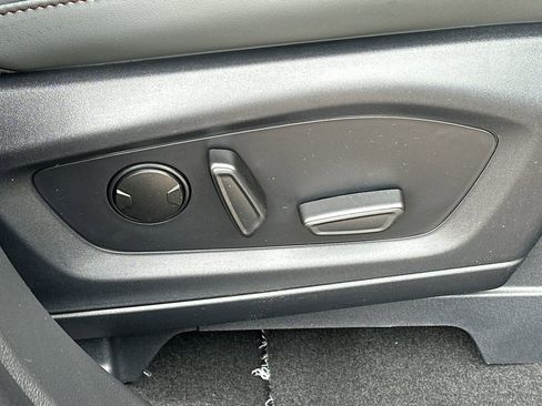 New 2026 Ford Explorer Active w/ Active Comfort Package image 29