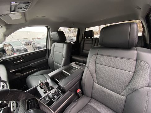 Used 2023 Toyota Tundra Limited w/ Power Package image 26