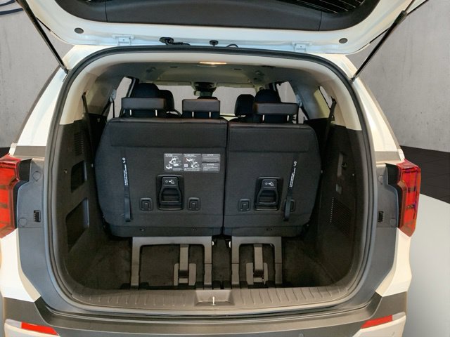 New 2027 Kia Carnival FWD image 5