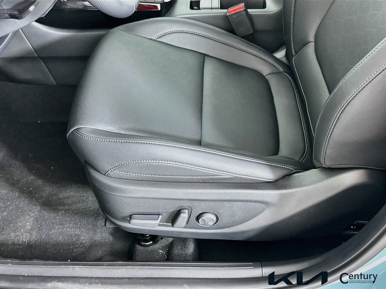 New 2026 Kia Seltos SX AWD/4WD image 17