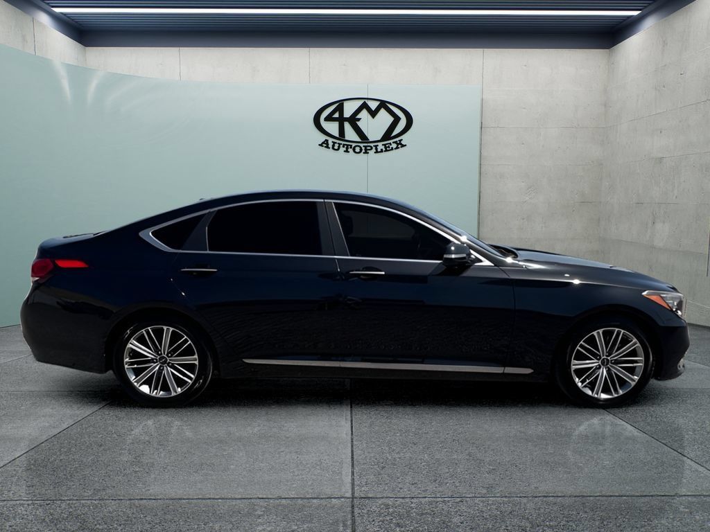 Used 2018 Genesis G80 3.8 RWD image 2